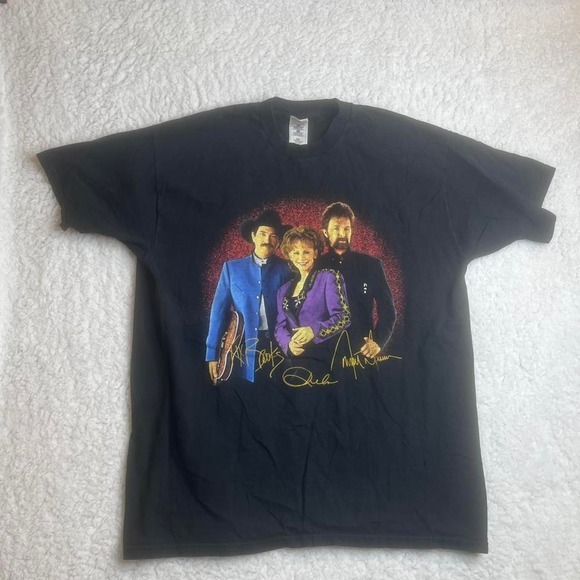 Fruit of the Loom Other - 1997‎ brooks & Dunn black men's faded concert tshirt vintage band